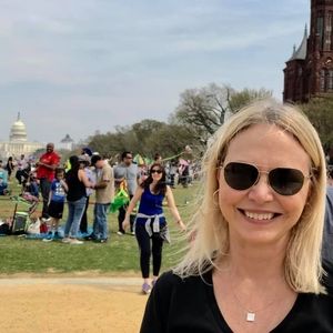 Meet your Posher, Eileen